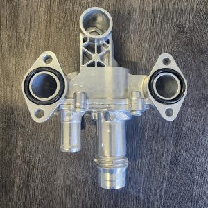 Range Rover, Land Rover, Jaguar Spare Part - TriumphRoverSpares Adelaide|CAST ALLOY WATER HOUSING