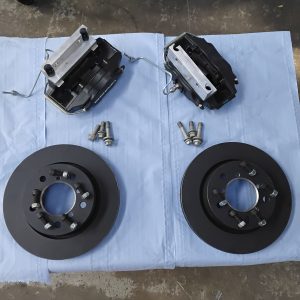 Range Rover, Land Rover, Jaguar Spare Part - TriumphRoverSpares Adelaide|AP 4 Piston Brake Caliper Upgrade Kit for Rover SD1 Strut