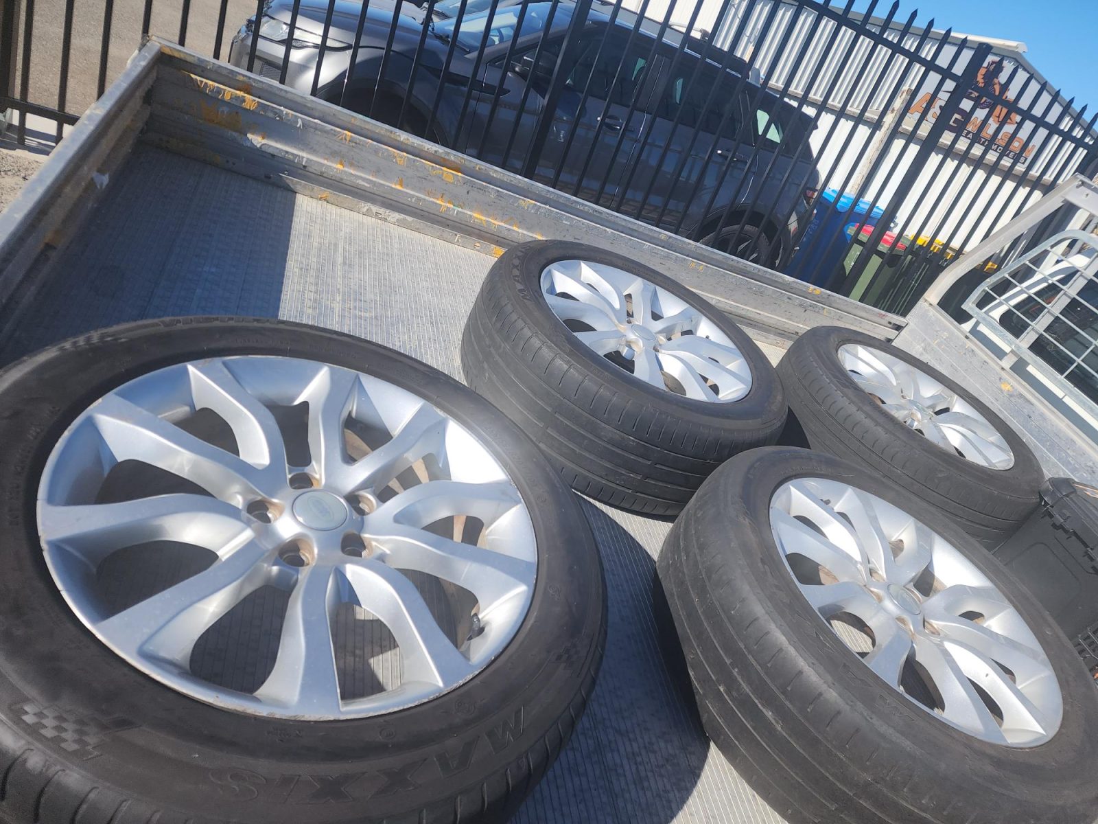 20" RANGE ROVER SPORT WHEELS - Image 3
