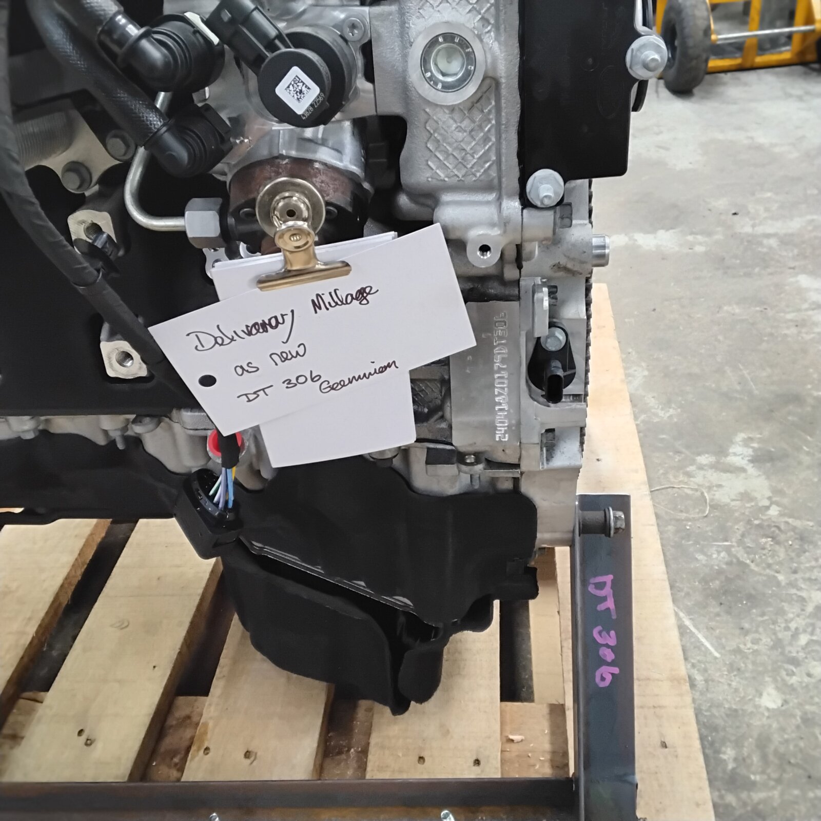 LAND ROVER AJ 3.0L INLINE 6 - AJ20D6 ENGINE - Image 6