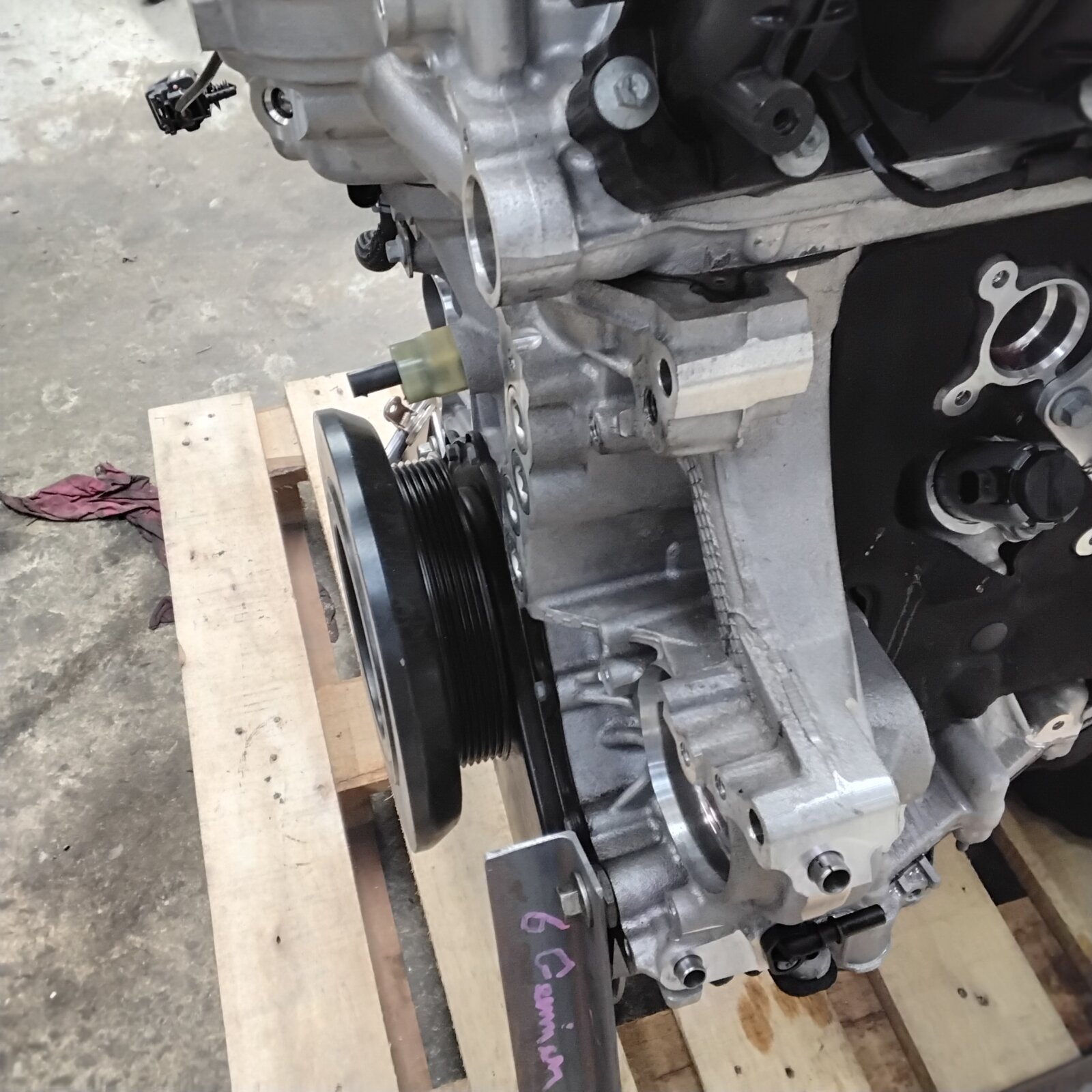 LAND ROVER AJ 3.0L INLINE 6 - AJ20D6 ENGINE - Image 10