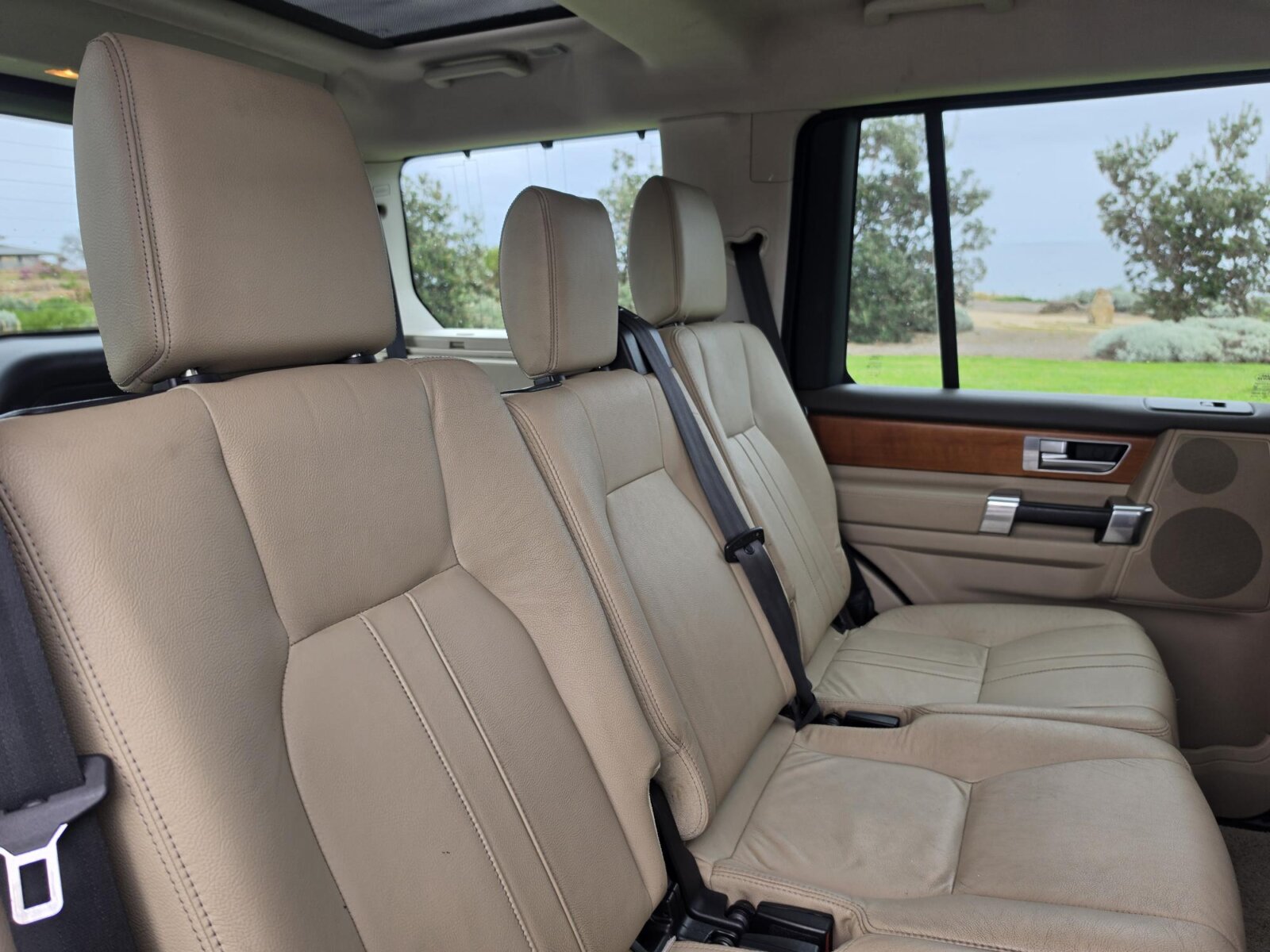 2010 LAND ROVER DISCOVERY 4 HSE - Image 18