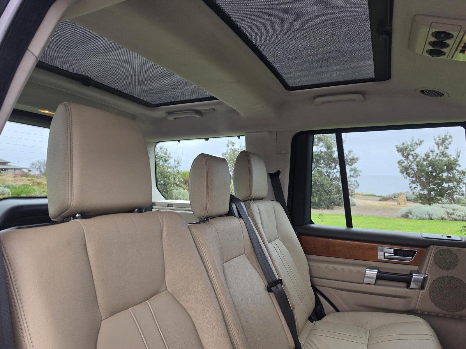 2010 LAND ROVER DISCOVERY 4 HSE - Image 19